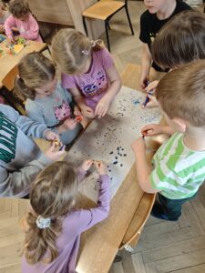 Przedszkolaki temperujące kredki świecowe